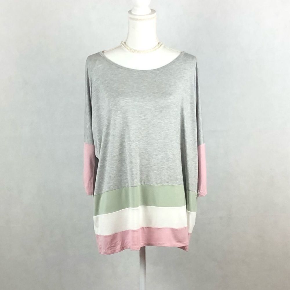 Twenty Second Colorblock Gray Top